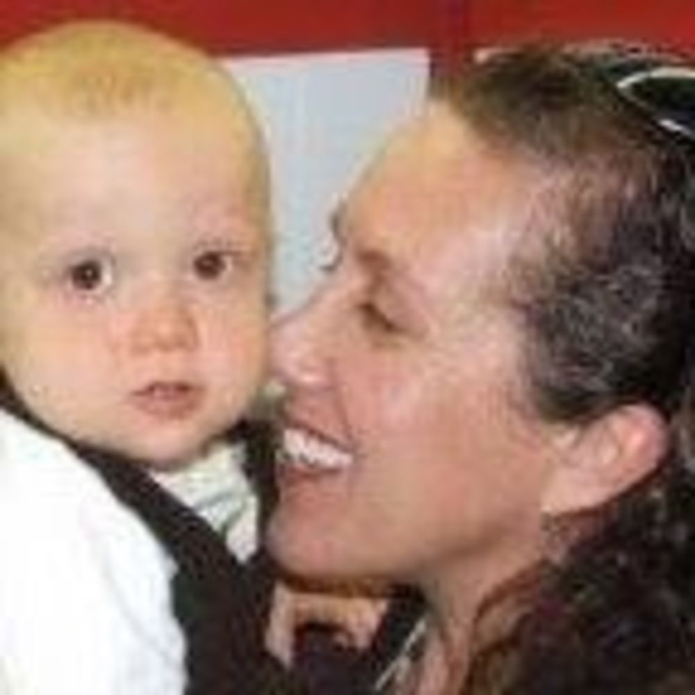 Meet your Posher, Suzanne